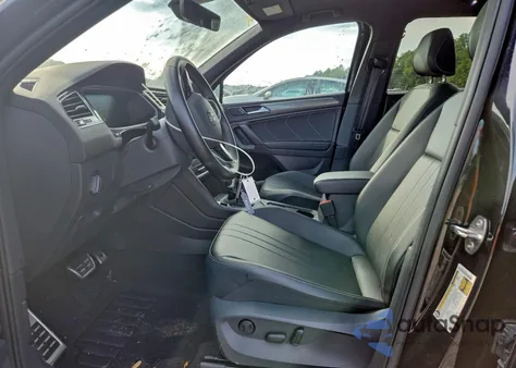 2024 Volkswagen Tiguan Se R-Line Black z USA, uszkodzony, nr VIN 3VVCB7AX0RM084022